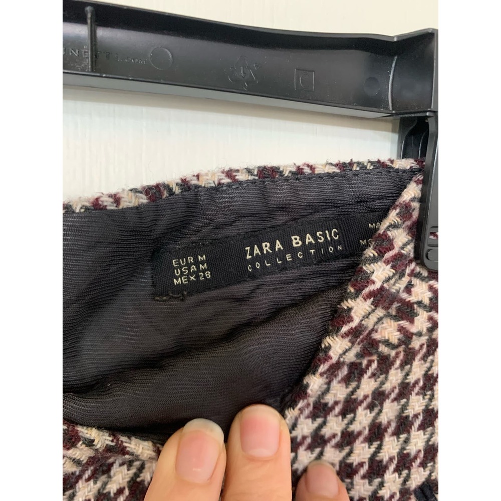 Zara Basic Mini Skirt Size Medium - image 3